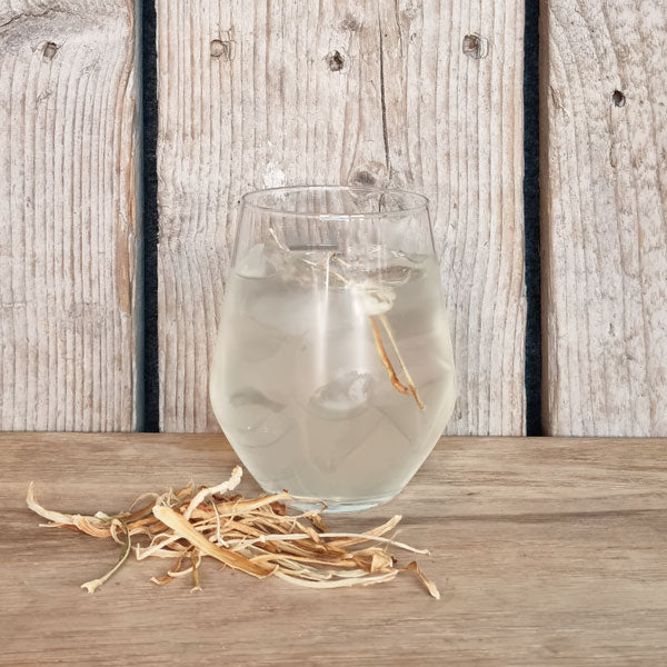 Four Jiggers Gin & Tonic i glas
