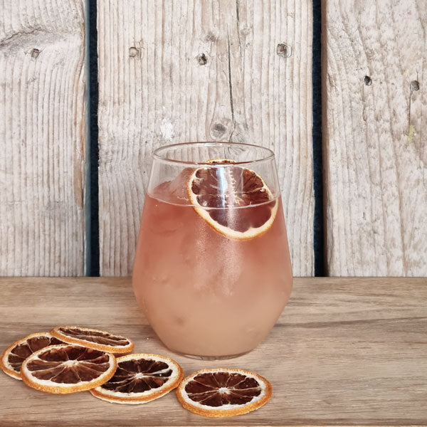 Sloe Ginger Gin & Tonic i glas