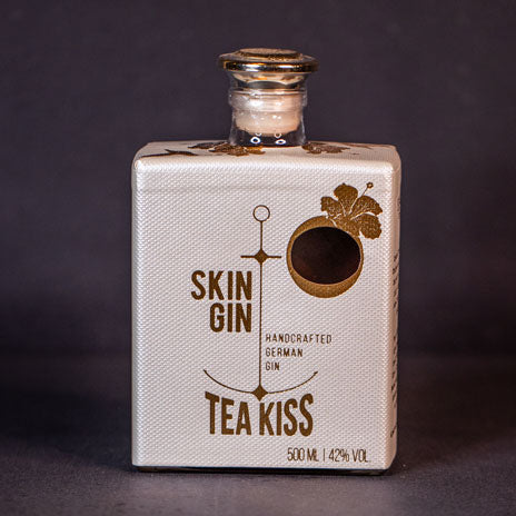 Skin Gin Tea Kiss