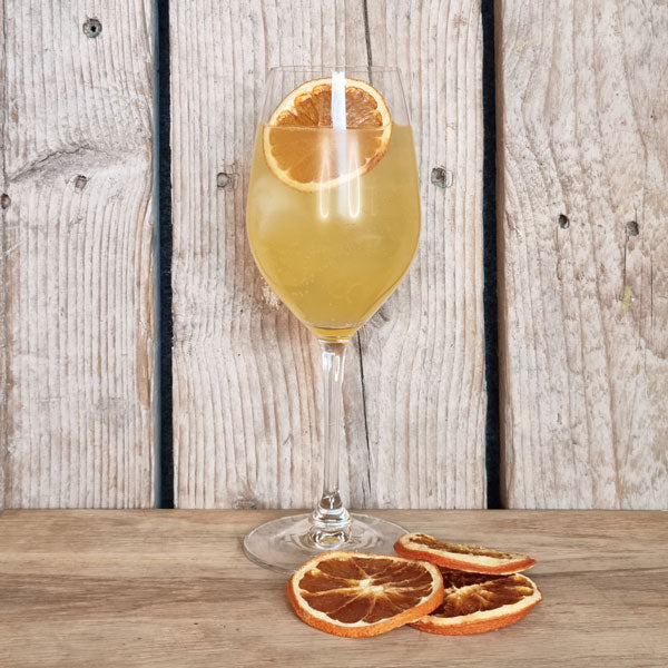 Orange Gin & Tonic i glas